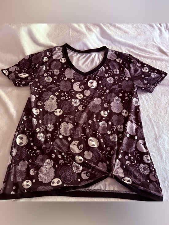Josie B’s Tops - Nightmare Before Christmas Boutique Jack NBC V-neck XL runs big see measurement